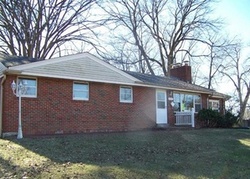 Pre-foreclosure in  OAK AVE Saint Louis, MO 63114