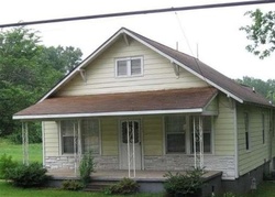 Pre-foreclosure in  HIGH FALLS RD Griffin, GA 30223