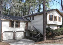 Pre-foreclosure in  ROCKBOROUGH TER Stone Mountain, GA 30083