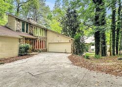 Pre-foreclosure in  CRESCENT RIDGE DR Roswell, GA 30076