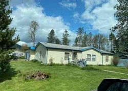 Pre-foreclosure in  KALMIA ST Sweet Home, OR 97386