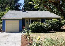 Pre-foreclosure in  12TH AVE Forest Grove, OR 97116