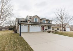 Pre-foreclosure in  ORCHARD HILL DR Cedar Falls, IA 50613