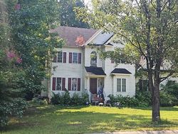 Pre-foreclosure in  ELMONT WOODS DR Glen Allen, VA 23059