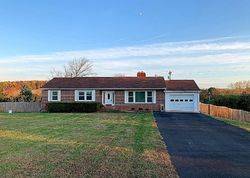 Pre-foreclosure in  CEDAR RIDGE RD Rapidan, VA 22733