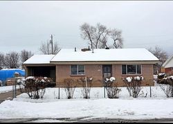 Pre-foreclosure in  DAVIS DR Layton, UT 84041