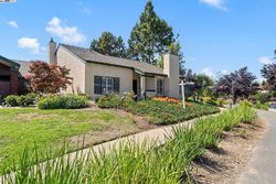 Pre-foreclosure in  IRONWOOD RD Alameda, CA 94502