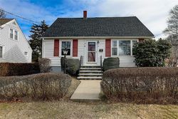 Pre-foreclosure in  PAPINEAU AVE Woonsocket, RI 02895