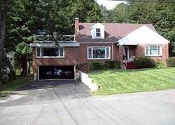 Pre-foreclosure in  VALLEYVIEW DR Troy, NY 12180