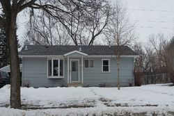 Pre-foreclosure in  36TH AVE NW Rochester, MN 55901