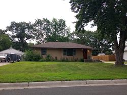 Pre-foreclosure in  SUNNYSIDE RD Saint Paul, MN 55112