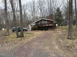 Pre-foreclosure in  SASSAFRAS LN Kunkletown, PA 18058