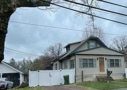 Pre-foreclosure in  E CHARLES ST Palmyra, NJ 08065