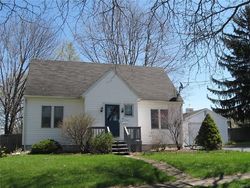 Pre-foreclosure in  THORNTON AVE Auburn, NY 13021