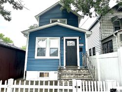 Pre-foreclosure in  146TH ST Jamaica, NY 11436