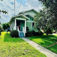 Pre-foreclosure in  SAINT BERNARD AVE New Orleans, LA 70122