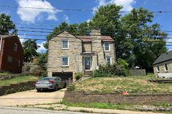 Pre-foreclosure in  GEYER RD Pittsburgh, PA 15212