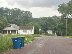 Pre-foreclosure in  ALBRIGHT AVE Saint Louis, MO 63136