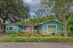 Pre-foreclosure in  GLENGARY ST Sarasota, FL 34231