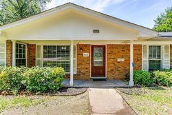 Pre-foreclosure in  TRAIL LAKE DR Fort Worth, TX 76133