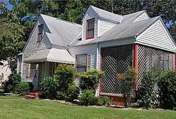 Pre-foreclosure in  DARE CIR Norfolk, VA 23513