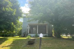 Pre-foreclosure in  2ND AVE Hyde Park, PA 15641