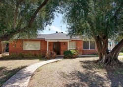 Pre-foreclosure in  W EARLL DR Phoenix, AZ 85013