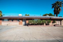 Pre-foreclosure in  W BETHANY HOME RD Phoenix, AZ 85013