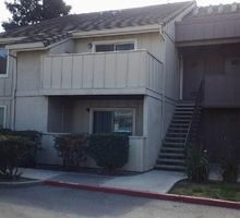 Pre-foreclosure in  LAKEVIEW CIR Pittsburg, CA 94565