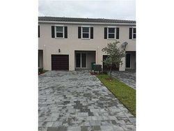 Pre-foreclosure in  SW 95TH TER Miami, FL 33196