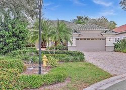 Pre-foreclosure in  GLEN ARBOR WAY Naples, FL 34119