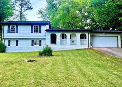 Pre-foreclosure in  COLUMBIA PKWY Decatur, GA 30034