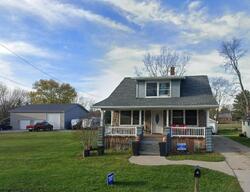 Pre-foreclosure in  HENRY ST Port Huron, MI 48060