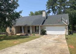 Pre-foreclosure in  HEATHWOOD DR Macon, GA 31206