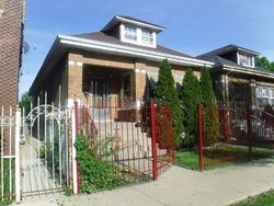 Pre-foreclosure in  S FAIRFIELD AVE Chicago, IL 60632