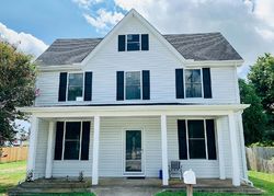 Pre-foreclosure in  RAILROAD AVE Centreville, MD 21617