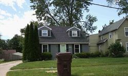 Pre-foreclosure in  WILLOW ST Grand Ledge, MI 48837