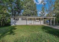 Pre-foreclosure in  FERN DR Saint Charles, MO 63304