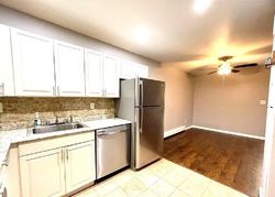 Pre-foreclosure in  CRICKET LN Woodbridge, NJ 07095