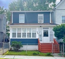 Pre-foreclosure in  BRADFORD ST Orange, NJ 07050