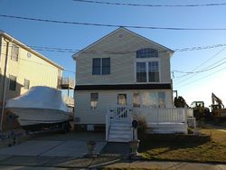 Pre-foreclosure in  MUELLER AVE Wildwood, NJ 08260