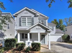 Pre-foreclosure in  RAISIN TREE LN Charlotte, NC 28215