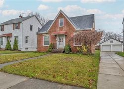 Pre-foreclosure in  GRANNIS RD Cleveland, OH 44125