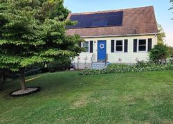 Pre-foreclosure in  PECK LN Bristol, CT 06010