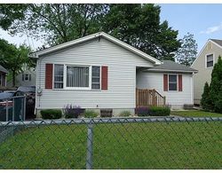 Pre-foreclosure in  SAINT JAMES AVE Springfield, MA 01104