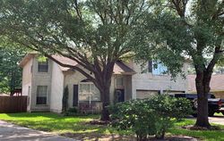 Pre-foreclosure in  COUNTRY CIR Tomball, TX 77375