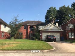 Pre-foreclosure in  SILVER LURE DR Humble, TX 77346