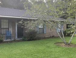 Pre-foreclosure in  DRIFTWOOD DR Baker, LA 70714