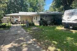 Pre-foreclosure in  VAN BUREN ST Baker, LA 70714