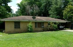 Pre-foreclosure in  PERRY AVE Bastrop, LA 71220